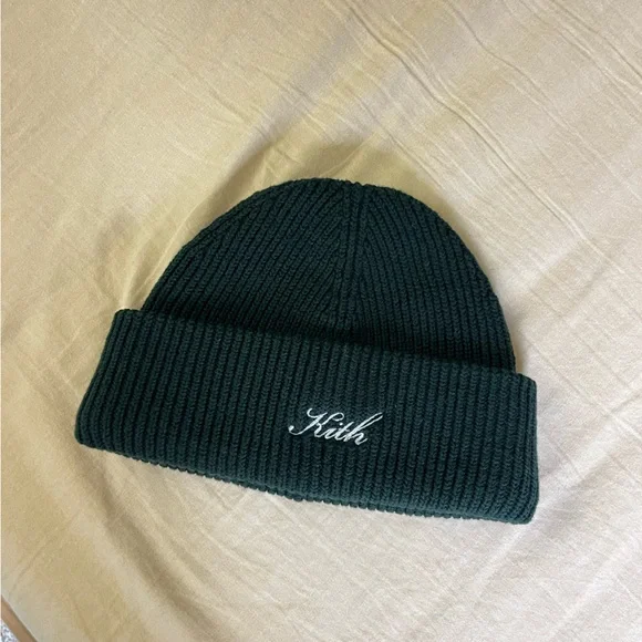 NWOT KITH women’s script Mia beanie color stadium - Picture 2 of 5